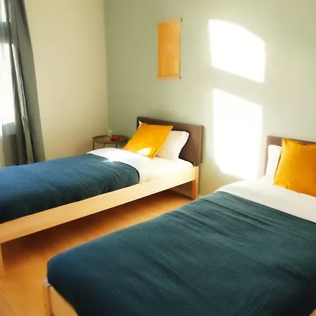 Modern 2br With 55