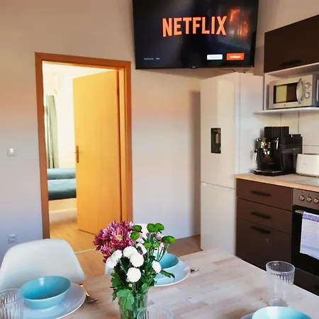 Lägenhet Modern 2br With 55