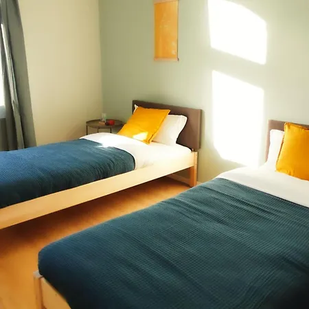 Modern 2br With 55